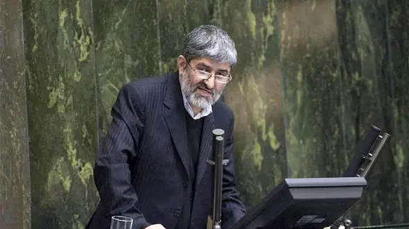 انتقاد مطهری از روحانی و آملی‌لاریجانی