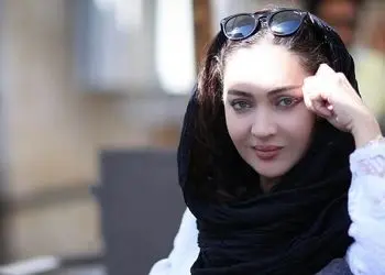 نگاهی به استایل ست نیکی کریمی و هستی مهدوی با قهقهه‌های از ته دل