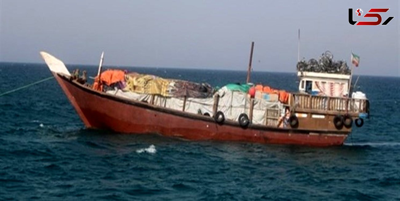 توقیف یک فروند لنج تجاری در بندرعباس به جرم حمل کالای قاچاق