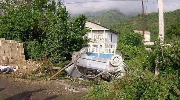 وحشتناک در گیلان / خواب راننده  همه را به کشتن داد !