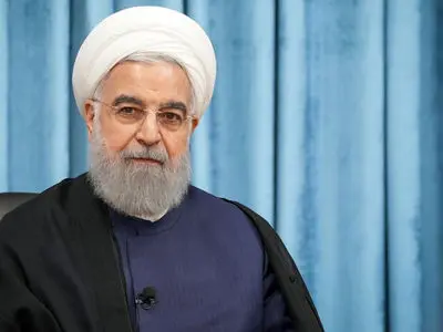 خاطره حسن روحانی از انتخاب آیت الله خامنه ای به عنوان رهبر ایران/ وقتی رفتم تبریک بگویم، چشمانش پر از اشک بود/ در ترکیب شورای مشورتی رهبری خط و جناح مطرح نبود