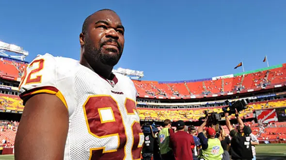 درخواست بازیکن راگبی آمریکا از ایران:‌ برای نجات ما کاخ سفید را بزنید + عکس