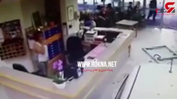 وحشت همه در لحظه ای که زن 74 ساله با خودرو وارد خانه سالمندان شد+ فیلم