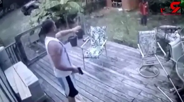 غافلگیر شدن دزد توسط صاحبخانه! +فیلم 