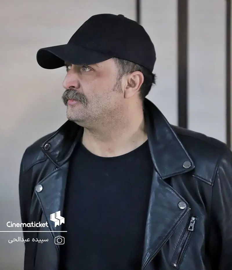 مصطفی زمانی