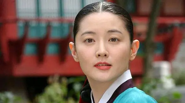 عکس/استایل خیابانی بازیگر سریال یانگوم