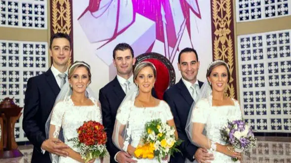 ازدواج همزمان خواهران 3 قلو در یک روز/ دامادها چه می گویند+عکس
