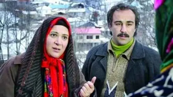 پست احساسی نقی برای همای سریال پایتخت