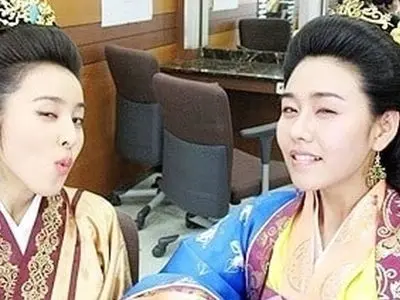 «سوسانو و سولان» بعد از خرید لباس؛ 16 سال بعد از سریال «جومونگ»