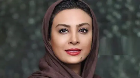  عکس های لب آبی خانم بازیگر بعد مهاجرت ! / پوشش متفاوت حدیثه تهرانی را ببینید