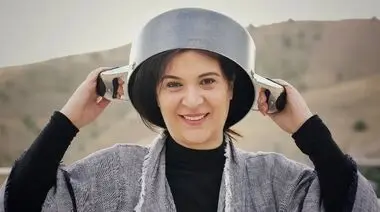 عکس ها / نگاهی به چیدمان مجلل خانه ریما رامین فر «همای پایتخت» /  از مبلمان کلاسیک خوشرنگ و فرش مجلل تا پرده های باشکوه 