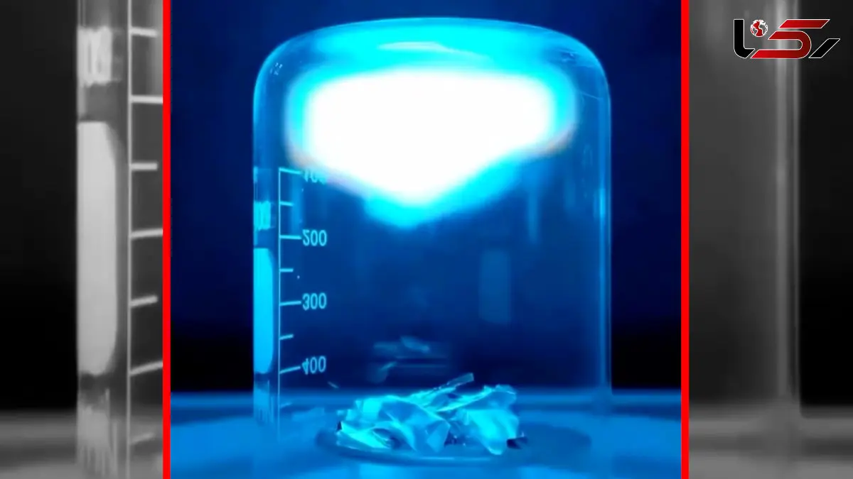 فیلم آزمایش خطرناک فویل داخل مایکروویو