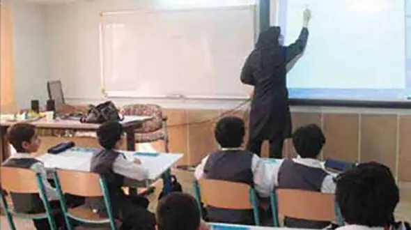  مدارس غیر دولتی با روابط فامیلی اداره می شود