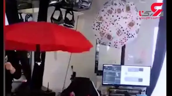 چتری که به دنبالتان می‌آید + فیلم 