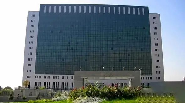 چه کسی باید وزیر نیرو شود؟