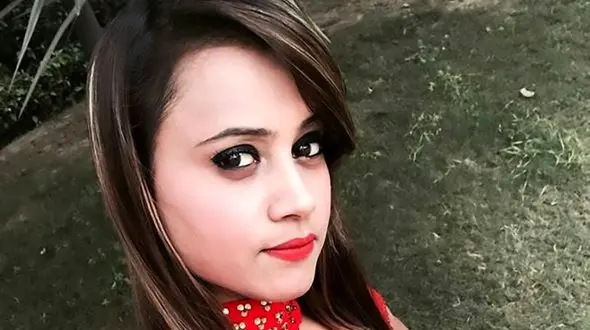 مردی سر زنش را با داس برید+تصاویر