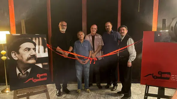 افتتاحیه نمایش سوسمار با حضور حمید جبلی و ایرج طهماسب + فیلم