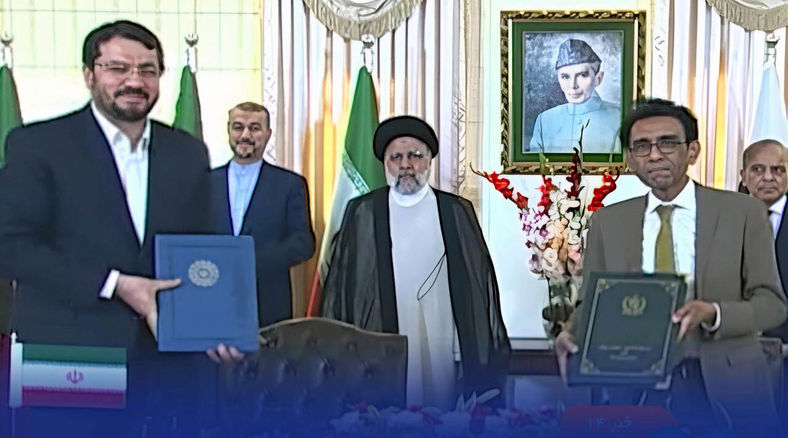 ایران و پاکستان هشت سند همکاری امضا کردند