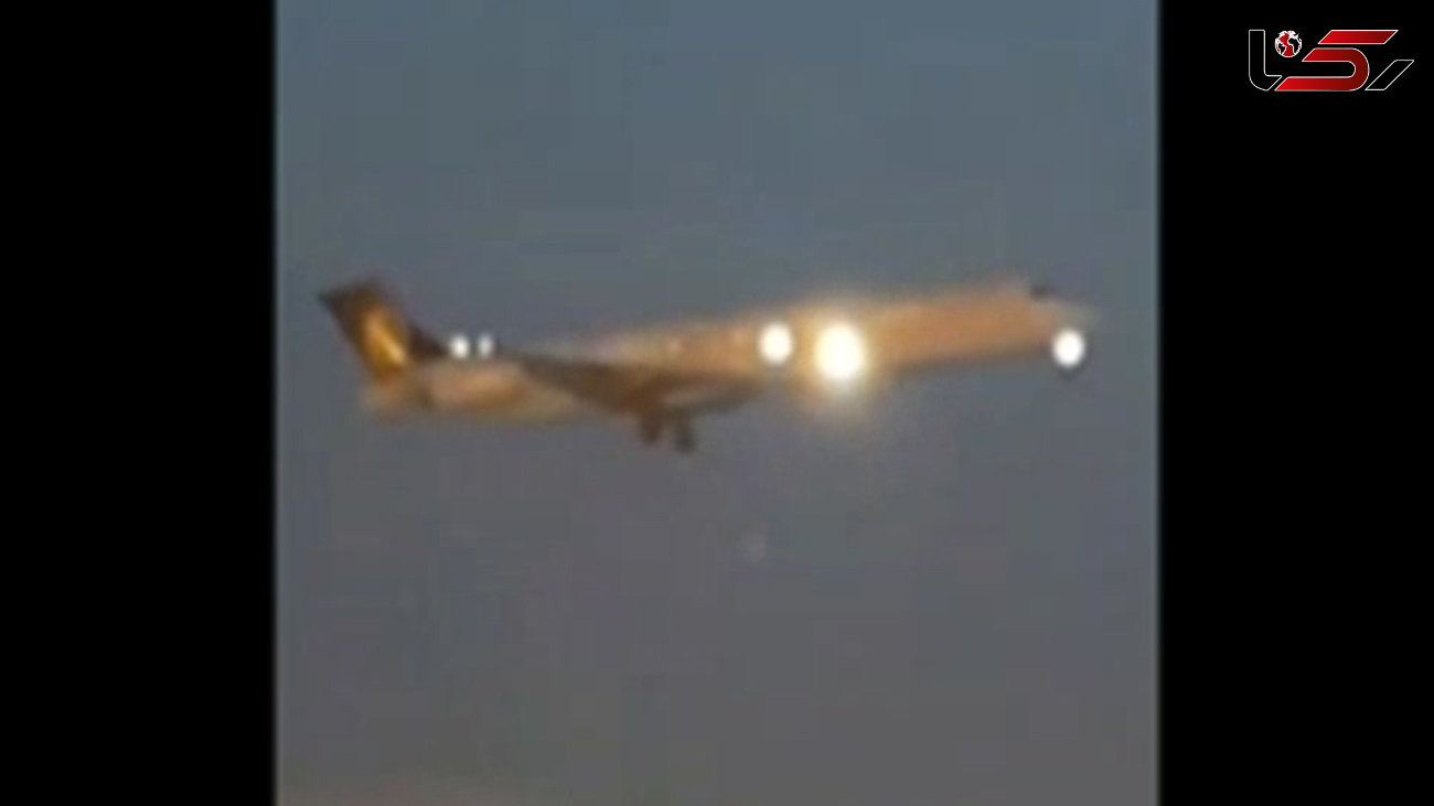 فرود وحشتناک هواپیما بدون چرخ در فرودگاه عسلویه +فیلم