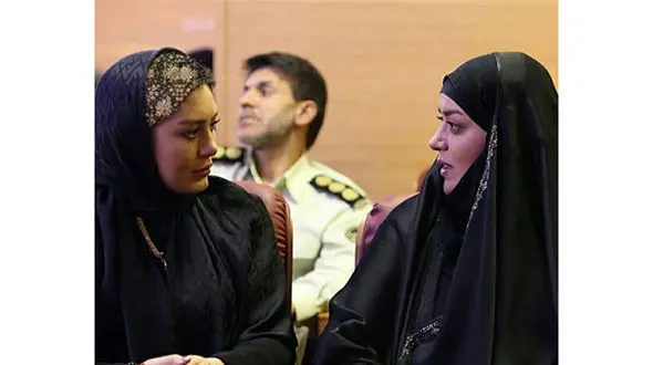 سلفی عجیب الهام چرخنده و سحر قریشی +عکس