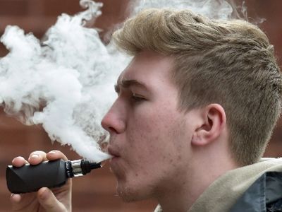 سیگارهای الکترونیکی: ناجی ترک سیگار یا تهدید تازه برای بدن شما؟