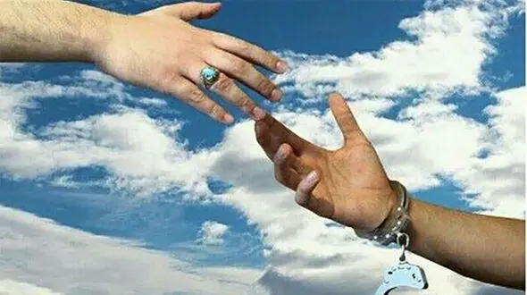 اقدام انساندوستانه کارمند خوزستانی برای پسر 18 ساله / در زندان چه گذشت؟ 