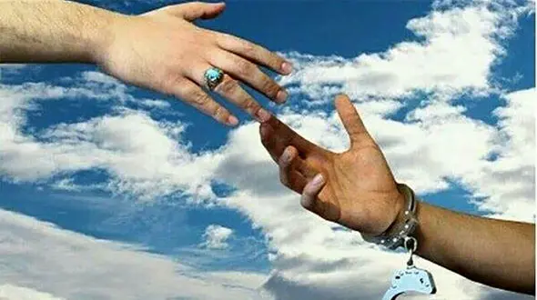 اقدام انساندوستانه کارمند خوزستانی برای پسر 18 ساله / در زندان چه گذشت؟ 