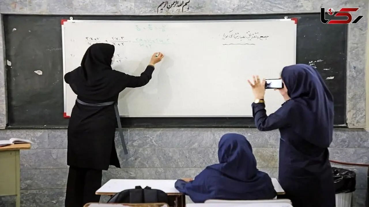 حقوق معلمان از ۲۰ درصد به ۴۰ درصد افزایش خواهد یافت / مجلس به دنبال تثبیت پرداخت ۵۰ درصد فوق‌العاده ویژه فرهنگیان است 