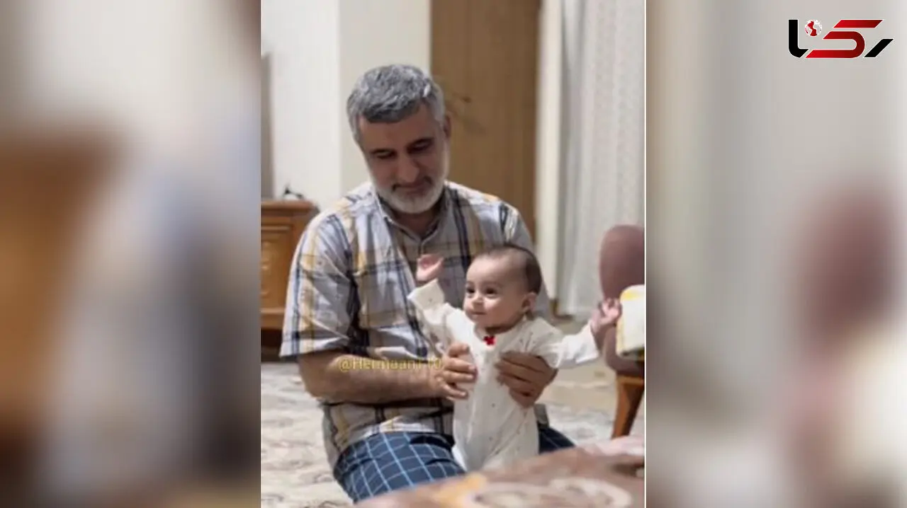 فیلم / دختر سردار حاجی‌زاده خطاب به پدر شهیدش: بابا دخترم یک ساله شد کجایی؟..../صحنه جگرسوز بازی سردار با نوه اش 