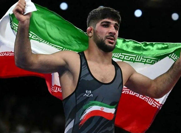 قهرمان المپیک قهرمان جهان هم شد / سعید اسماعیلی شگفتی آفرید !