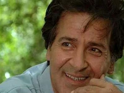 فیلم / رقصی به یادماندنی از ابوالفضل پورعرب ستاره ی دهه ۷۰ سینمای ایران  / لحظه‌ای از جذابیت و انرژی ستاره‌ای بی‌نظیر