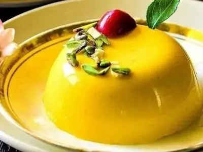 طرز تهیه دسر پرتقال با نشاسته ذرت برای شب یلدا؛ ساده و خوش‌ عطر