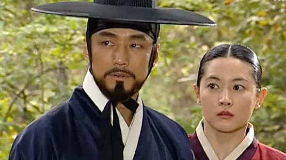 عکس زن و فرزندان “افسر مین جانگو سریال یانگوم” | انگار رئیس جمهور کره است!