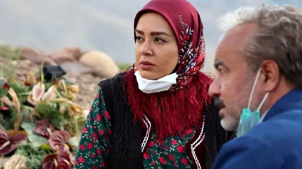 فیلم آوازخوانی جذاب شیرین نون خ  ! / ندا قاسمی زیبای خارج از سریال اش را به رخ کشید !