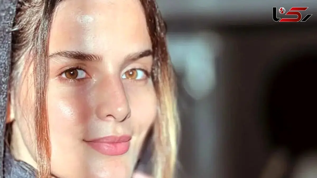 عکس| سفر زمان؛ «غزاله اکرمی» با چادر در پشت صحنه «سوجان» در کنار ثریا قاسمی