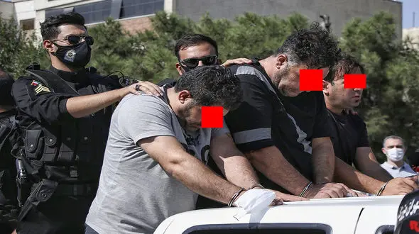 فیلم / پلیس اراذل و اوباش های تهرانپارس را در خیابان ها گرداند