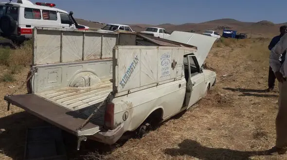 مرگ هولناک پسر جوان در واژگونی وانت پیکان
