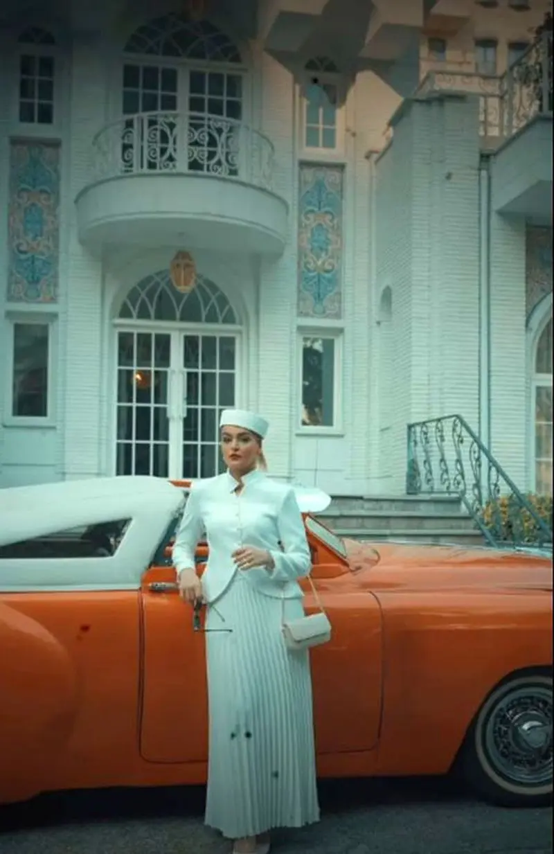 نیلوفر پارسا