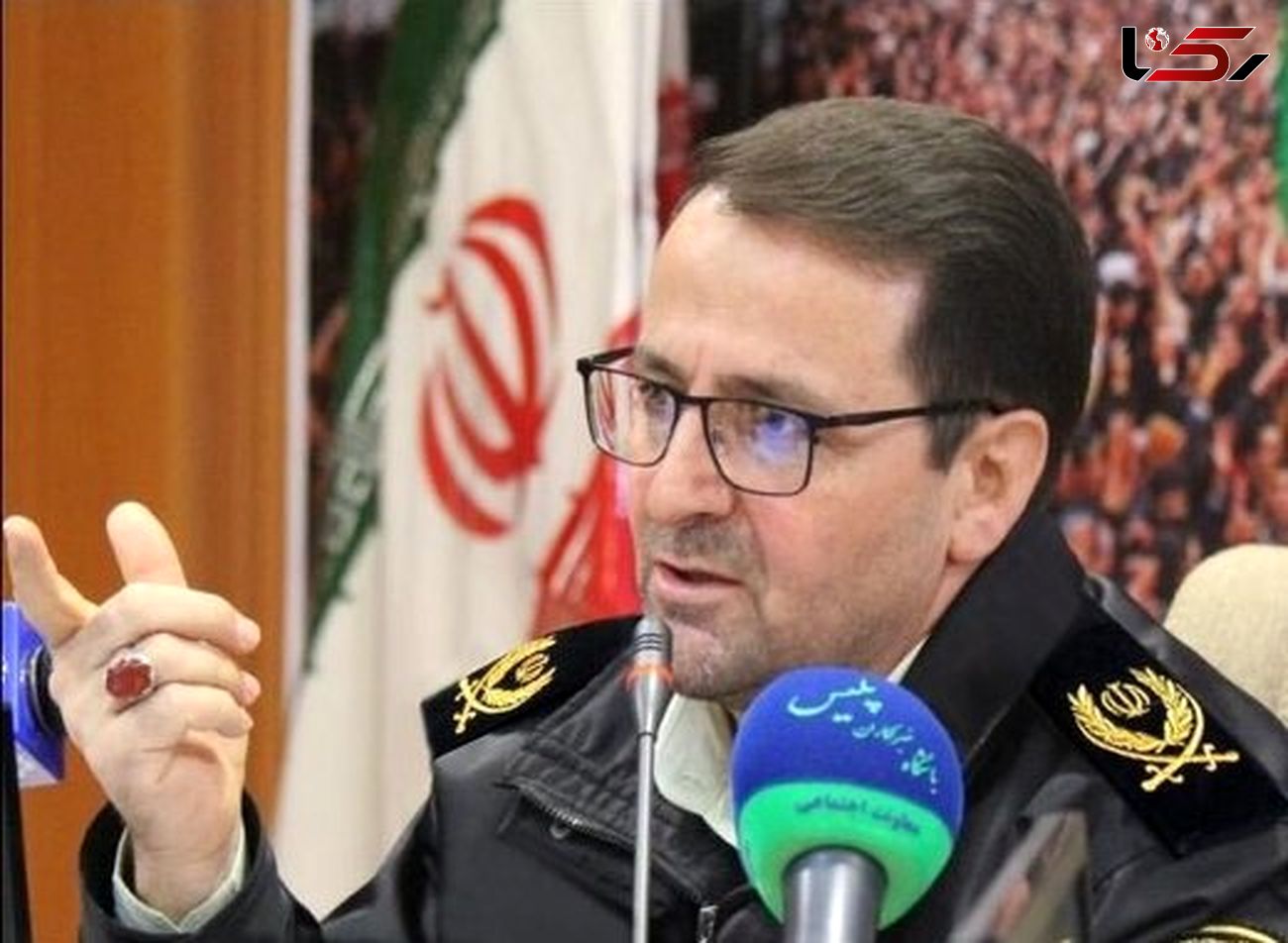 دختران در استرالیا با دامن نمی‌توانند در جلسه امتحان حضور یابند/ در اروپا دختران دانشگاهی  به خاطر لاک اخراج می شوند