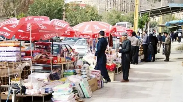 برخی تنها با تماس تلفنی درآمدهای میلیاردی در مرزها کسب می کنند/ جابجایی محموله سنگین تنها با ۱۰۰ هزارتومان توسط کولبرها