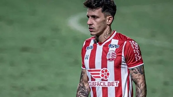 ژان کارلوس قید استقلال را زد