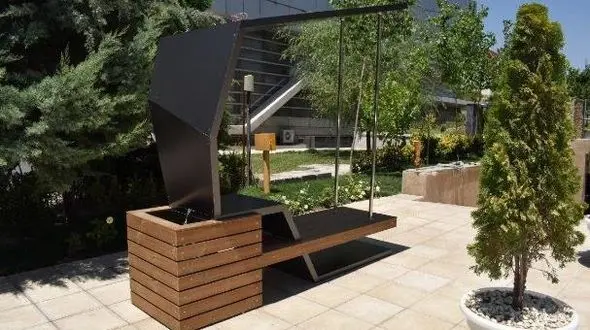 محققان ایرانی موفق به ساخت نیمکت خورشیدی شدند