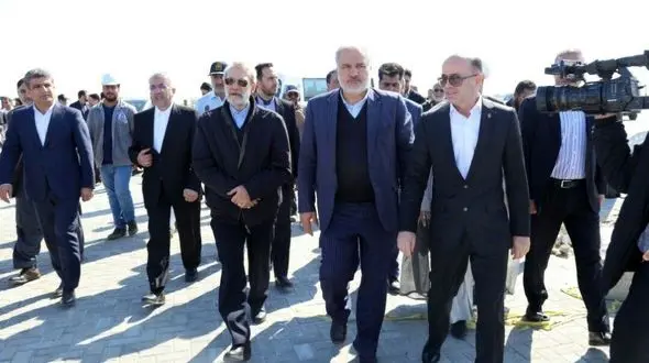 واکنش لاریجانی به اعتراض اهالی یک روستای در دشتیاری/ هنگام افتتاح پروژه آبرسانی صورت گرفت + فیلم