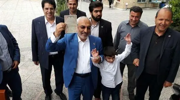 زاهدی داوطلب انتخابات ریاست‌جمهوری شد + عکس