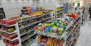  این فاکتور کوچک، تصویری بزرگ از معیشت نابسامان مردم است/ پرداخت ۴۰۰ هزار تومان برای سه قلم خرید سوپرمارکتی ساده!