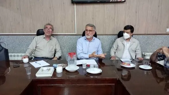 افزایش دستمزد بازنشستگان در هاله ای از ابهام/ گردهمایی اعضای خانه کارگر در واکنش به عدم اجرای مصوبه شورای عالی کار