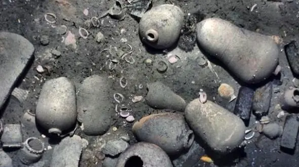  گنجینه ۳۰۰ ساله یک کشتی غرق شده اسپانیایی کشف شد