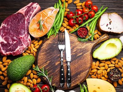رژیم کتوژنیک و خطرات آن برای مردان؛ آنچه متخصصان می‌ گویند