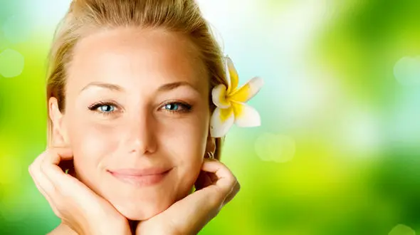  معرفی 4 پاک کننده طبیعی صورت 