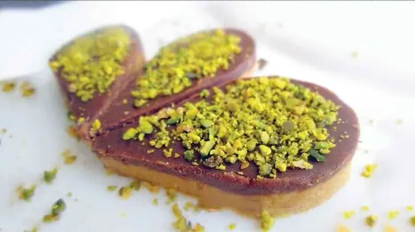 ‍ طرز تهیه برشتوک دورنگ